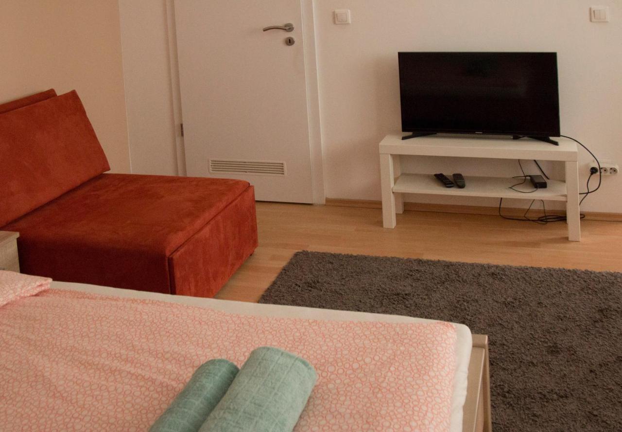 Keleti Studio Apartments Budapest Luaran gambar