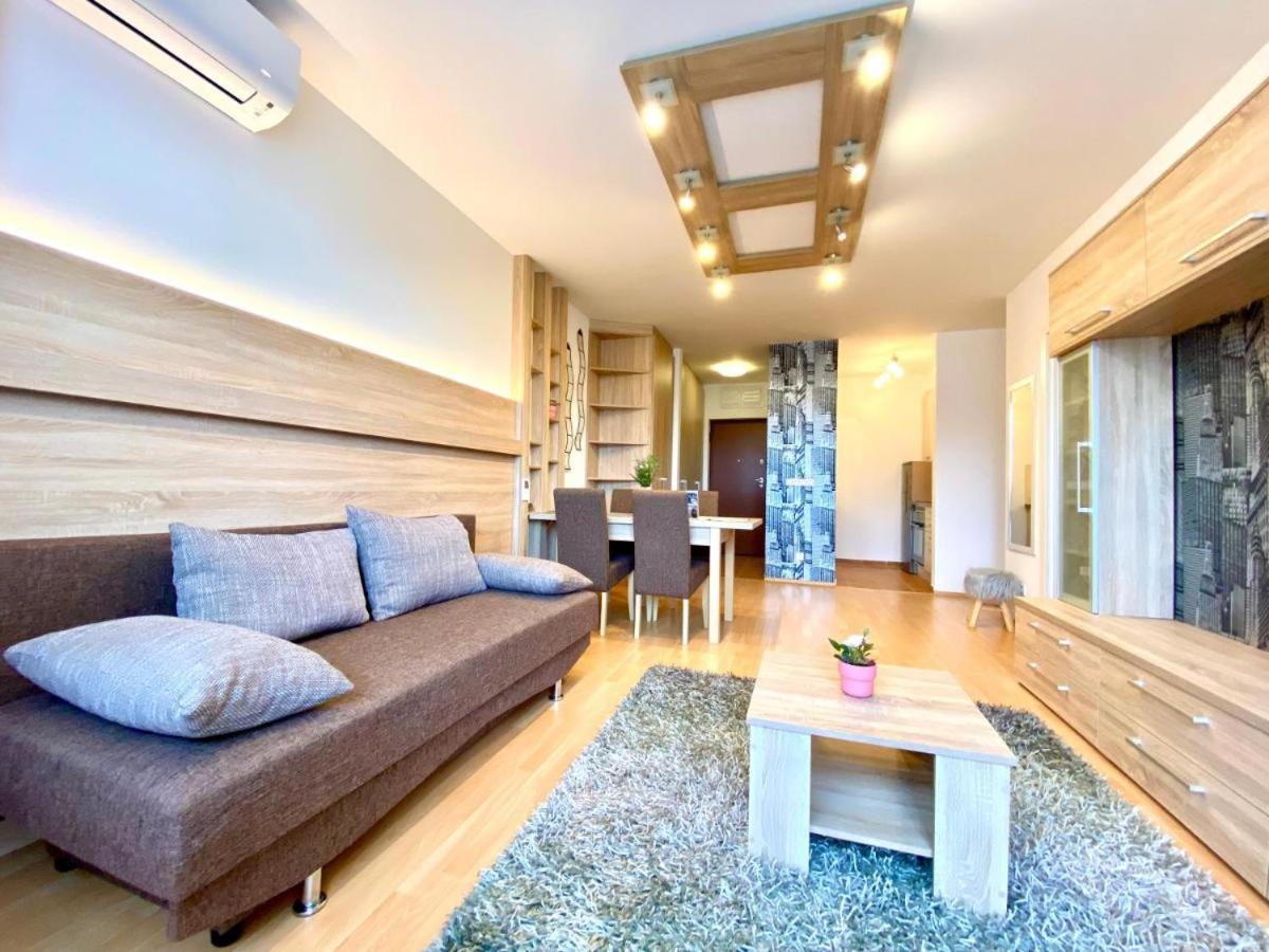 Keleti Studio Apartments Budapest Luaran gambar