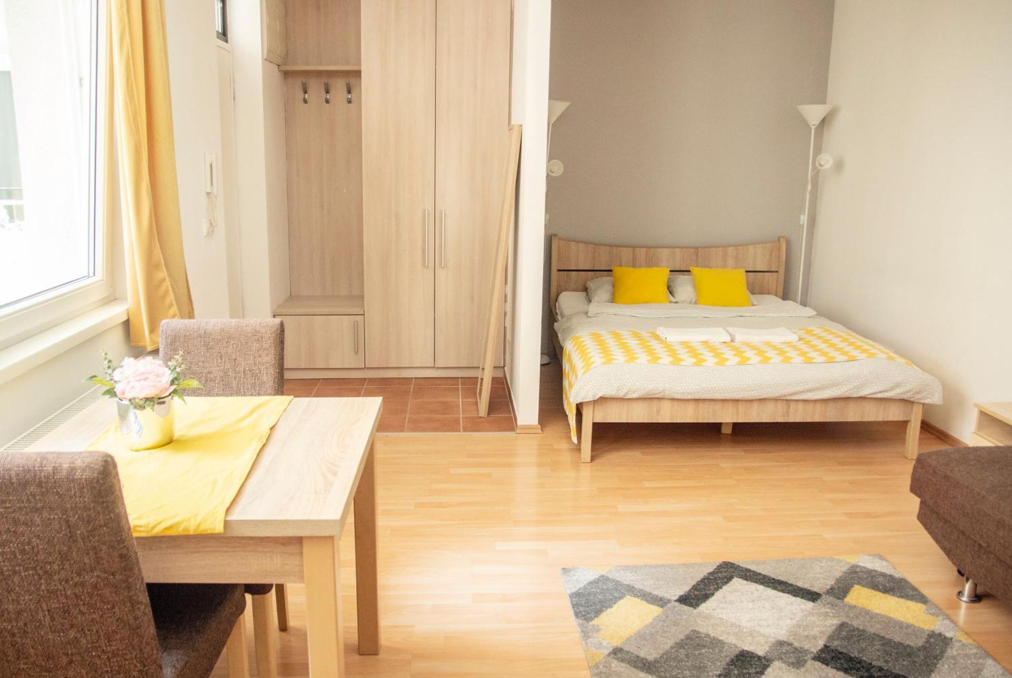 Keleti Studio Apartments Budapest Luaran gambar